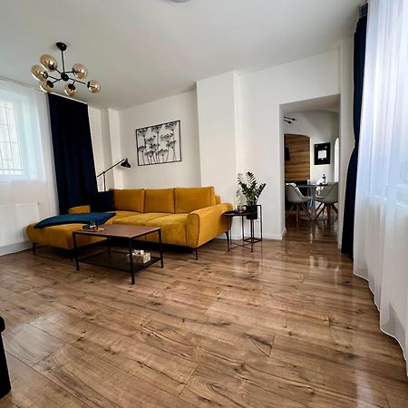באנסקה ביסטריצה Apartment R&L Lazovna Apt 1 - Old Town And Parking מראה חיצוני תמונה